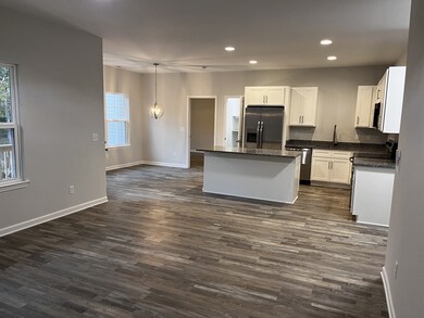 330 Hilltop Dr, Shelbyville, TN 37160 - photo 2