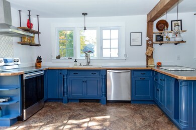 70 Winnicutt Rd, Stratham, NH 03885 - photo 4