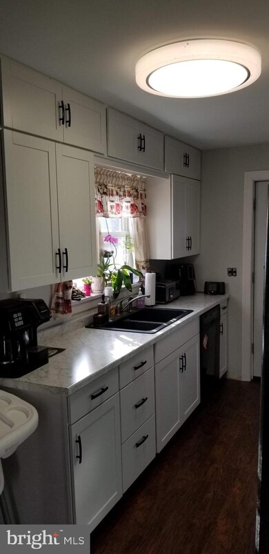 205 Perkasie Ave, Quakertown, PA 18951 - photo 4