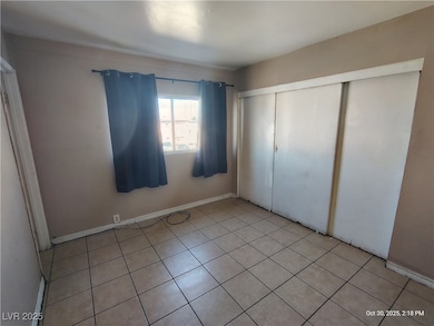 2929 Elm Ave unit 4, Las Vegas, NV 89101 - photo 5