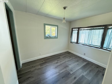 63615 E Birch Creek Ed, Pilotrock, OR 97868 - photo 5