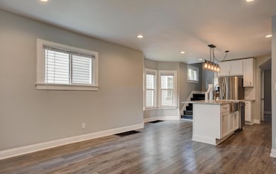 719 Fairwood Ave, Columbus, OH 43205 - photo 7