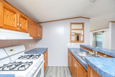 22-web-or-mls-3Y2A8554-Edit