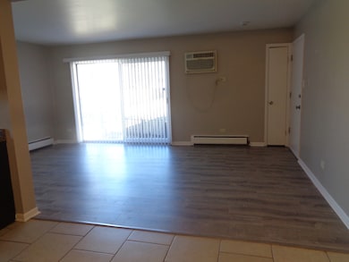 8149 W 83rd Place unit 2, Justice, IL 60458 - photo 2