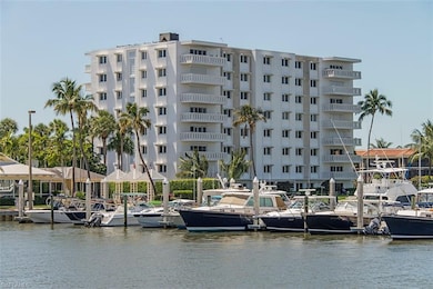 1325 7th St S unit 8C, Naples, FL 34102 - photo 3