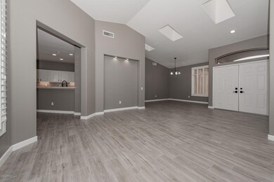 13913 W Via Tercero-5