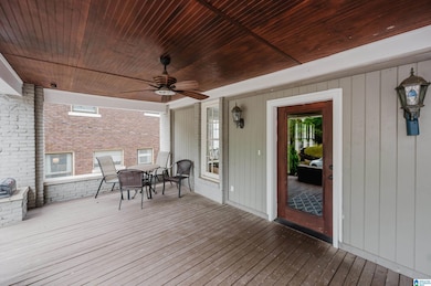 2810 Rhodes Cir S, Birmingham, AL 35205 - photo 3