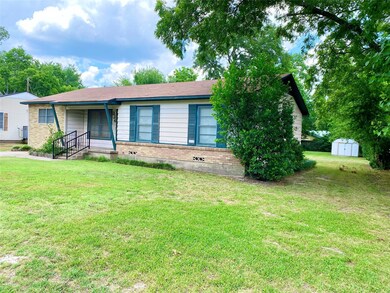 336 Boyd Loop, Bonham, TX 75418 - photo 4