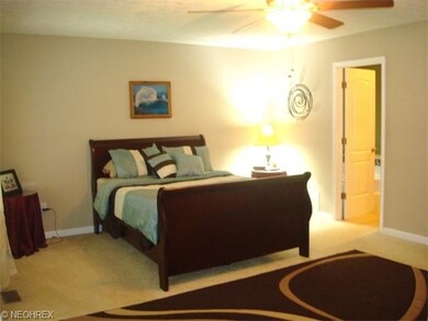 6624 Manchester Rd, New Franklin, OH 44216 - photo 6