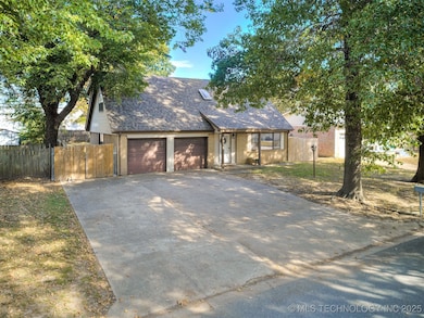 800 W Atlanta Place, Broken Arrow, OK 74012 - photo 3