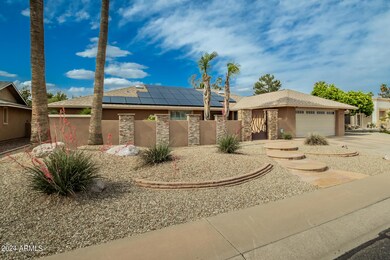 9830 W Lindgren Ave, Sun City, AZ 85373 - photo 6