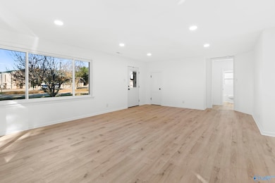 152 Wilson Mann Rd, Owens Cross Roads, AL 35763 - photo 5