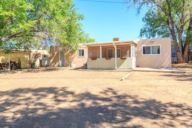 2903 Edgecliff Cir-5