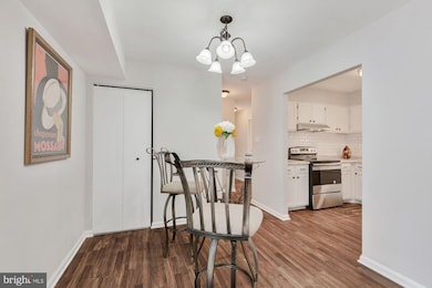 6151 Edsall Rd unit D, Alexandria, VA 22304 - photo 4