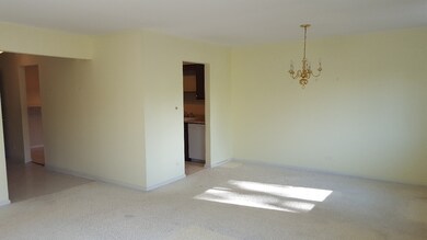 1925 E Oakton St unit 2G, Des Plaines, IL 60018 - photo 5