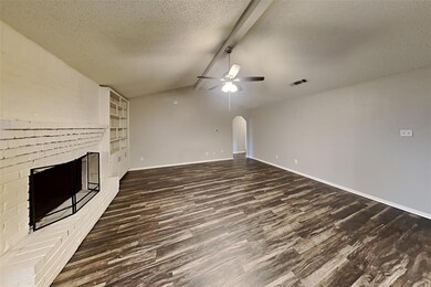 2005 Schumac Ln, Bedford, TX 76022 - photo 4