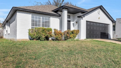 527 Alameda Ave, Duncanville, TX 75137 - photo 2