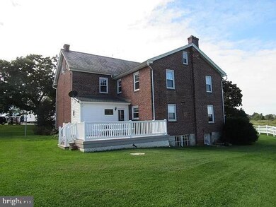 607 S Kinzer Ave, New Holland, PA 17557 - photo 3