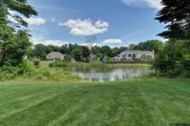 746 Waldens Pond Rd, Albany, NY 12203 - photo 7