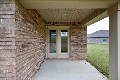 1102 Quail Hollow Rd, Cullman, AL 35055 - photo 2