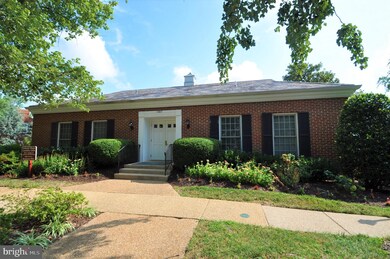 3043 S Columbus St unit B1, Arlington, VA 22206 - photo 4