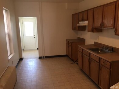 1017 S 6th St, Allentown, PA 18103 - photo 2