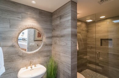 Organic Hall Bath