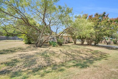 3716 Shady Ln, Joshua, TX 76058 - photo 2