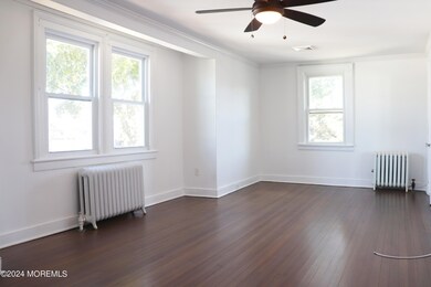 10 Washington St unit Floor 2, Rumson, NJ 07760 - photo 2