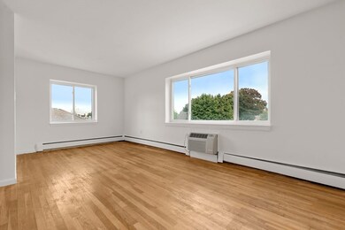 425 S Huntington Ave unit 14, Jamaica Plain, MA 02130 - photo 6