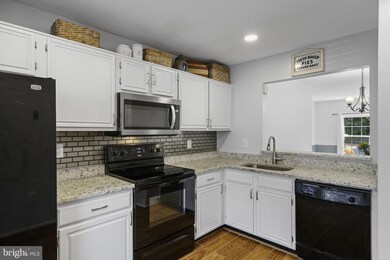 13936 Gunners Place, Centreville, VA 20121 - photo 7