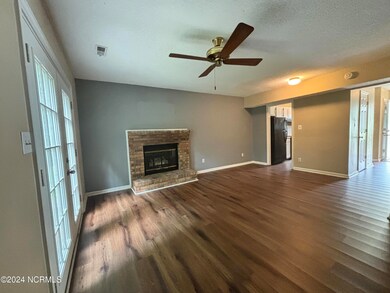 131 Greenford Place, Jacksonville, NC 28540 - photo 4