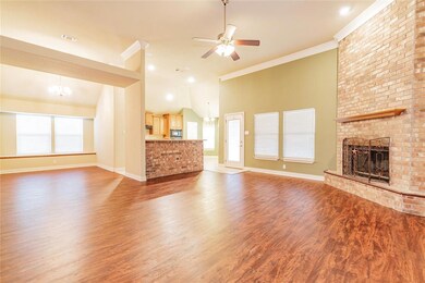 809 Wandering Ct, Granbury, TX 76049 - photo 7