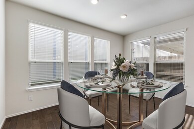 5134 Emma Forest St, Houston, TX 77018 - photo 4