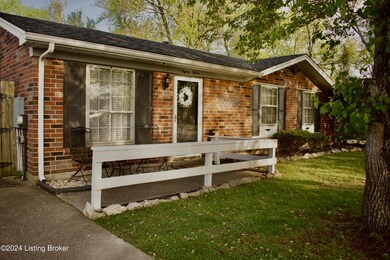 8015 Grenelle Dr, Louisville, KY 40228 - photo 3