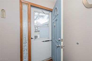 5546 Sunset Ln unit A15F, Cleveland, OH 44134 - photo 3