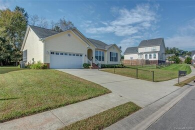 4049 Hereford Ln, Dallas, NC 28034 - photo 2