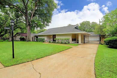 10007 Burgoyne Rd, Houston, TX 77042 - photo 4