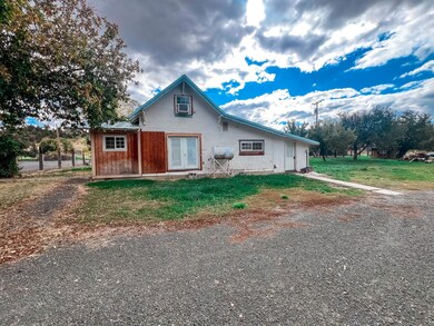 809 Ingle St, Mount Vernon, OR 97865 - photo 7