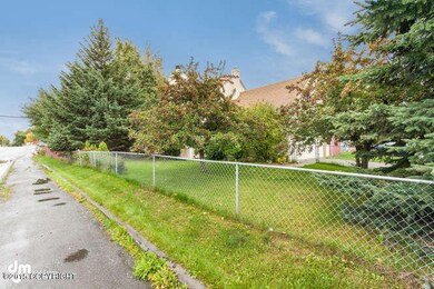 6851 Cranberry St Anchorage AK-small-016
