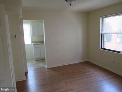 19 W Mulberry St, Baltimore, MD 21201 - photo 4