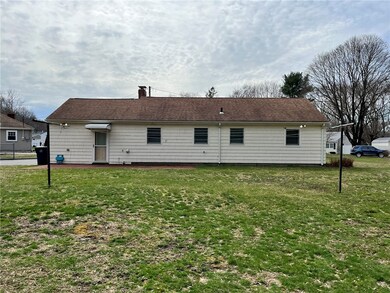 2 Pasadena Ct, Warwick, RI 02888 - photo 6