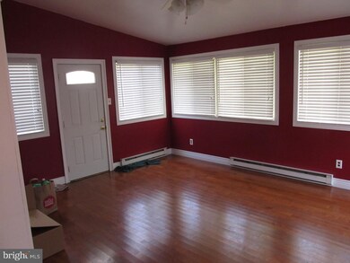 14 Arlington Ave, Maple Shade, NJ 08052 - photo 5