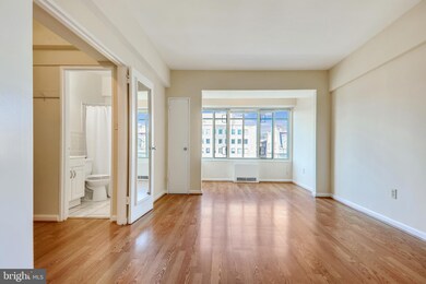 The Winthrop unit 703, Washington, DC 20036 - photo 7