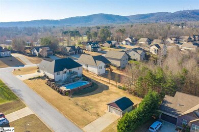 801 Mirandy Ct, Travelers Rest, SC 29690 - photo 2