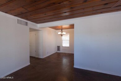 3136 N 22nd St (6 of 12)