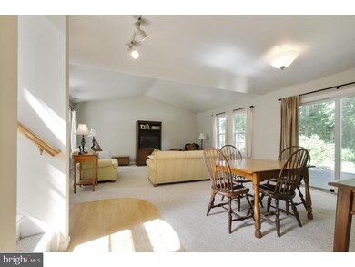 4 Spruce Rd, Hightstown, NJ 08520 - photo 6