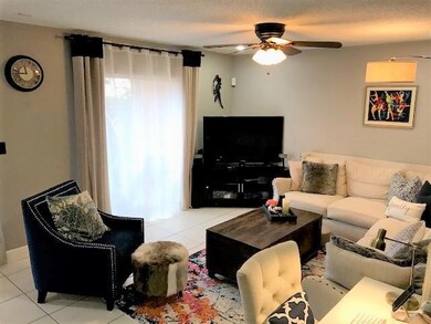 14010 S Forest Oak Cir, Davie, FL 33325 - photo 4