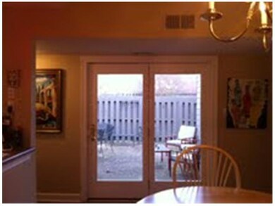 View into the courtyard fromthe dining room.