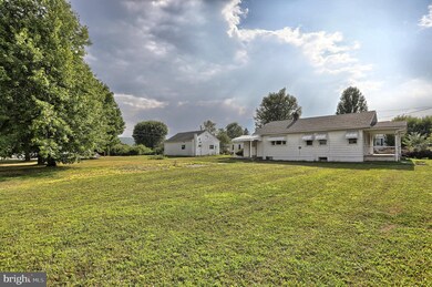 73 Mahanoy Ave, Tamaqua, PA 18252 - photo 5